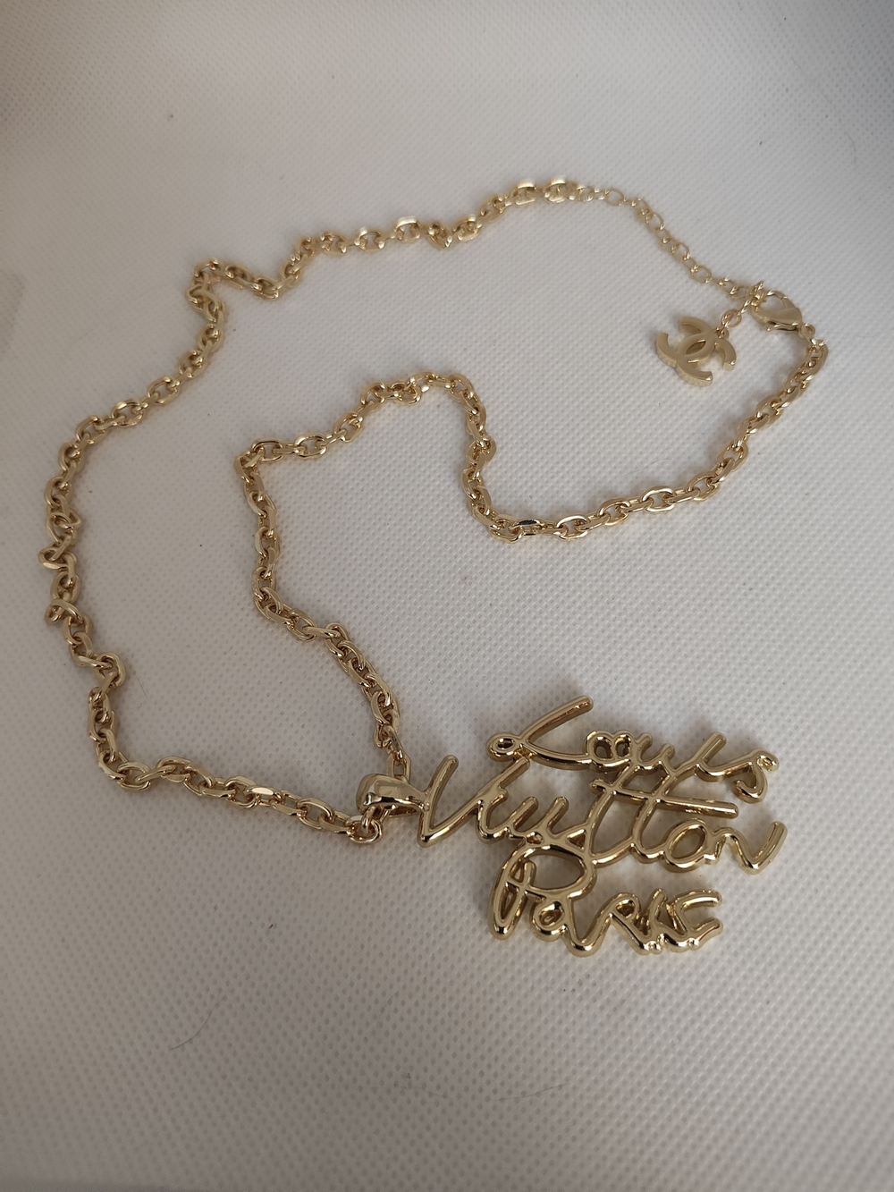 Gold Script Logo Necklace - Picture 3 of 4